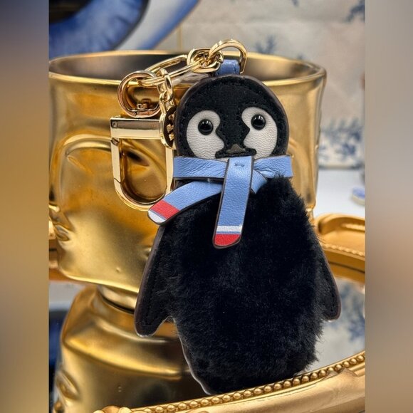 🆕 TORY BURCH 🧿 NWT NIB Pete the Penguin Keychain / Key Fob - Picture 8 of 12
